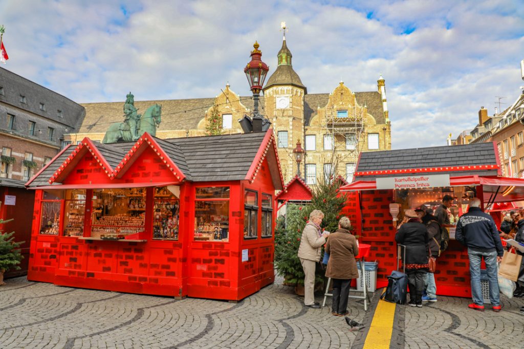 Duitse kerstmarkt in Düsseldorf
