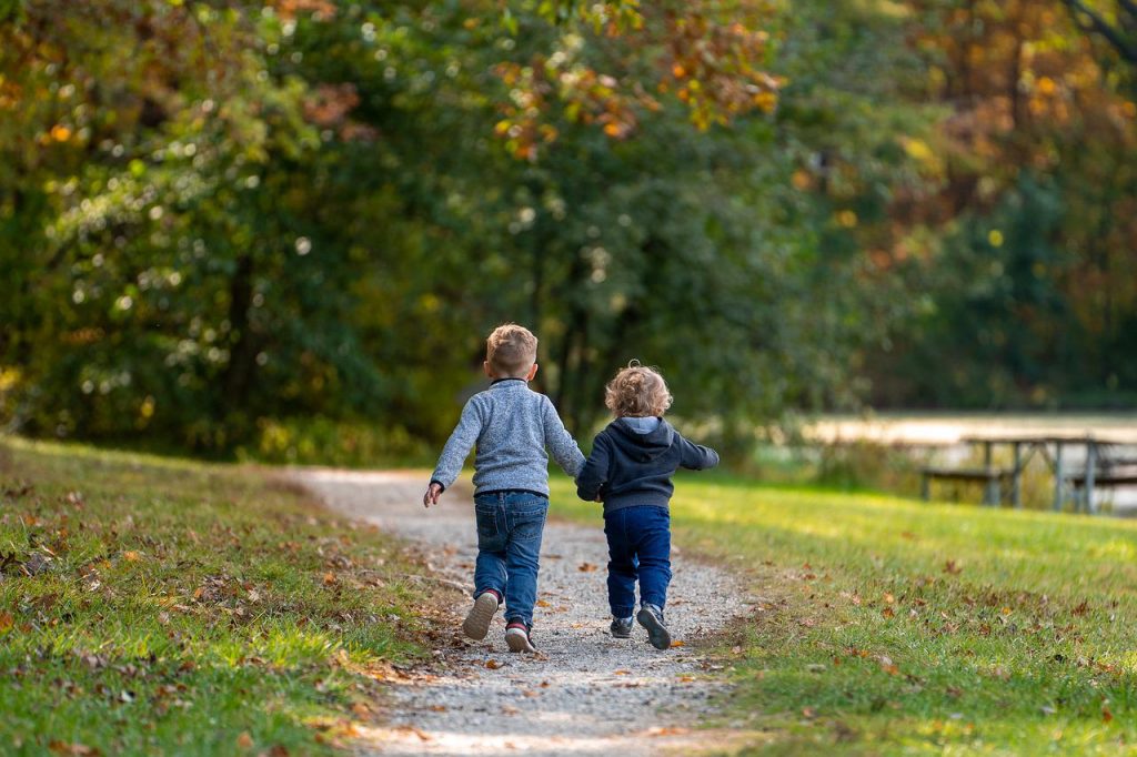 Hoe breng je kinderen in contact met de natuur? 3 Vakantie ideeën!